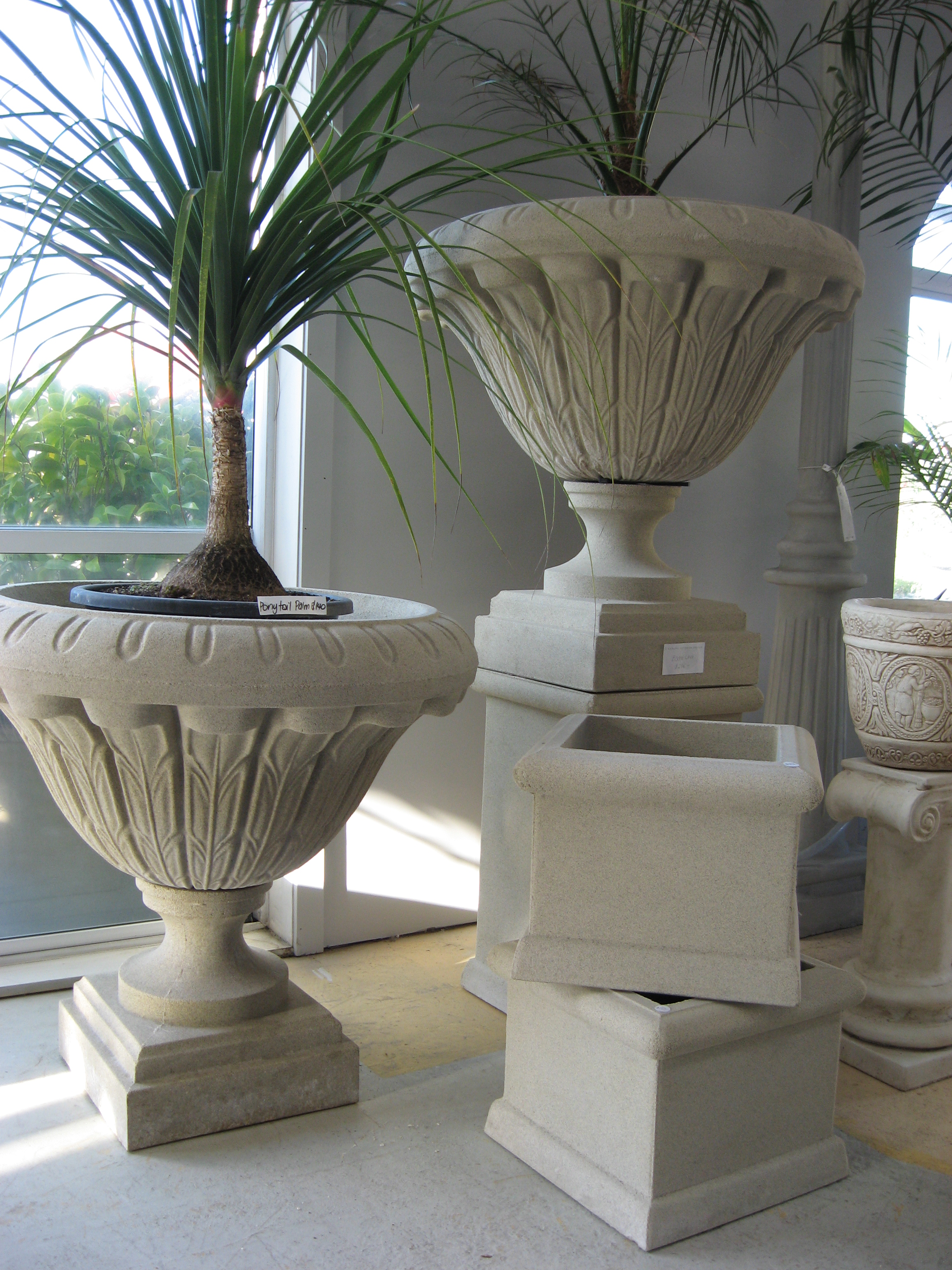 Esme Urn