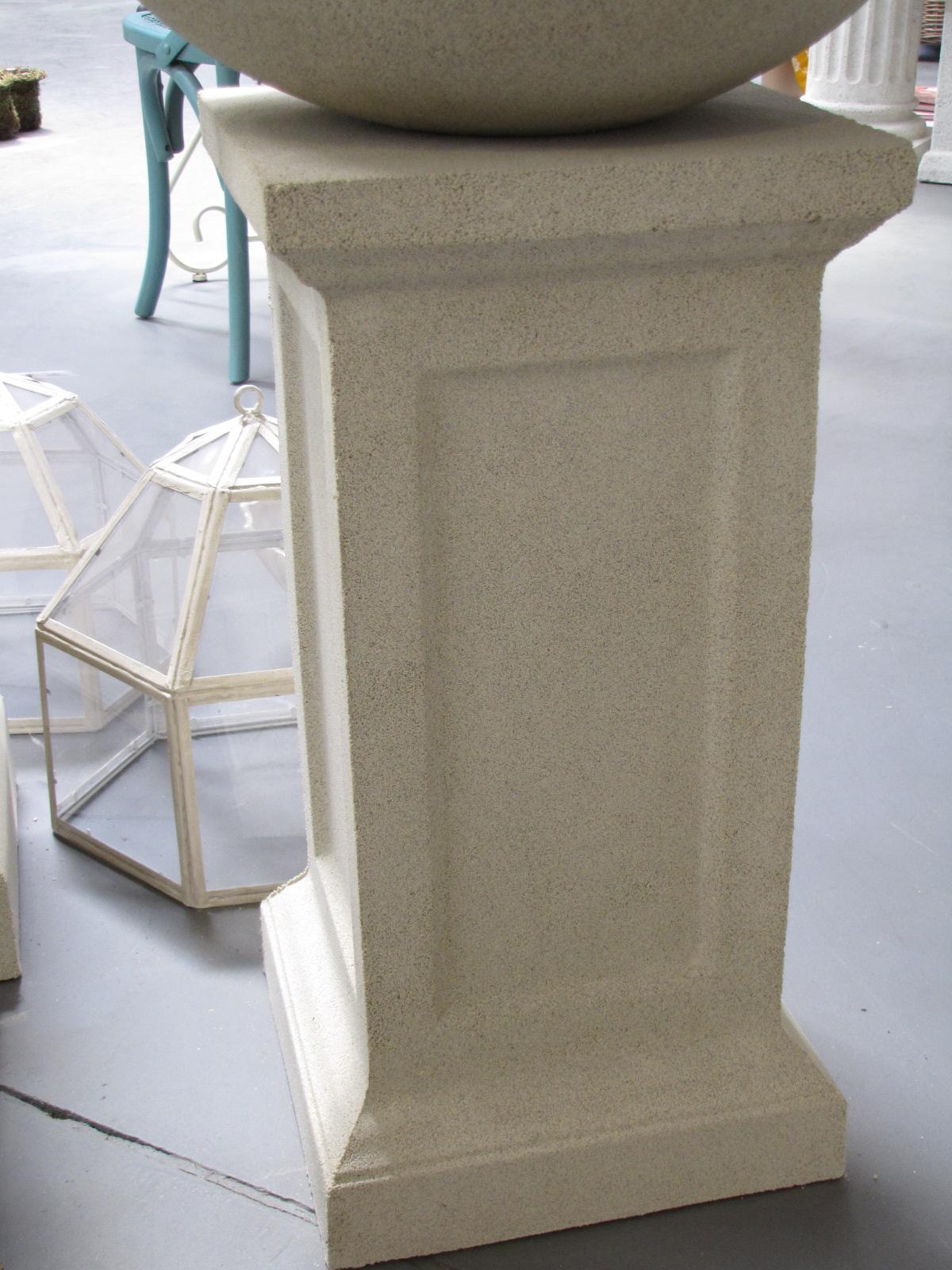 Mansfield Pedestal Large